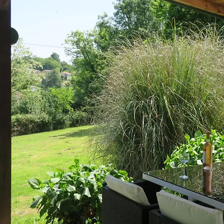 Domaine Le Poteau Hébergement de vacances *